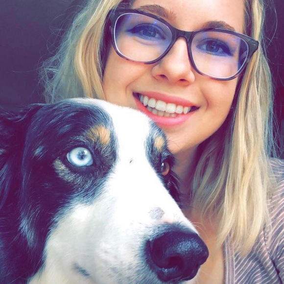 Meet your Posher, Paige - Picture 1 of 3